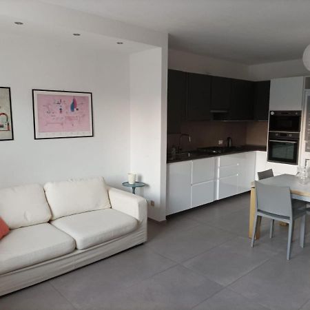 Appartamento Caky'S House Desenzano del Garda Esterno foto
